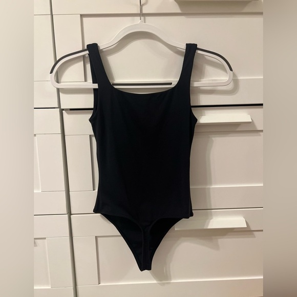 Babaton Contour Tank Bodysuit - Picture 4 of 6